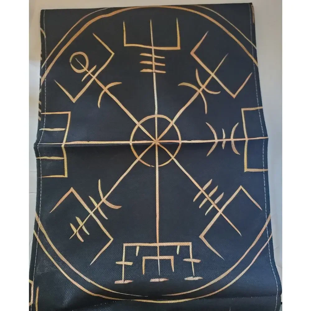 Unbranded polyester material